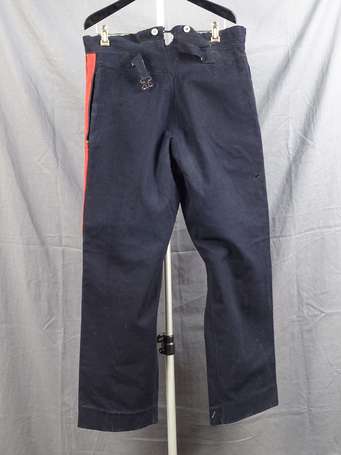 1GM - Pantalon d'artillerie, troupe, marquage du 