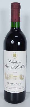 1 Bt Château Prieuré Lichine 1996, étiquette sale,