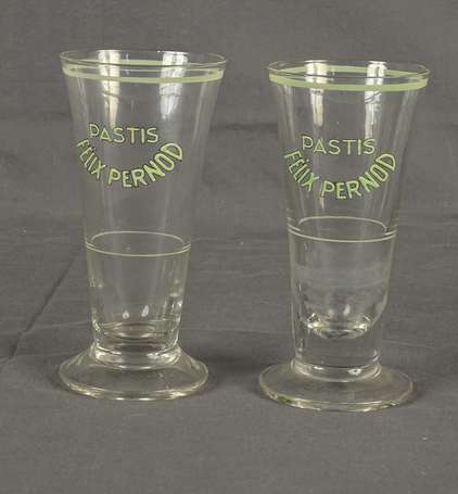 PASTIS FÉLIX PERNOD : 2 rares verres émaillés. H :