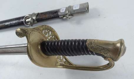 Sabre  1823  - lame marquée , effacée , 2 bélières