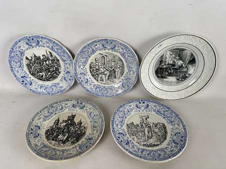 5 assiettes à dessert en faience fine. XIXe siècle