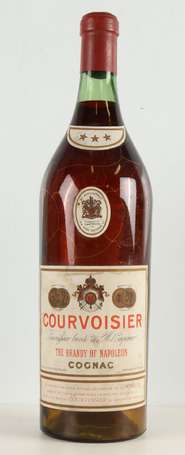 COGNAC COURVOISIER - Grande bouteille factice. H. 