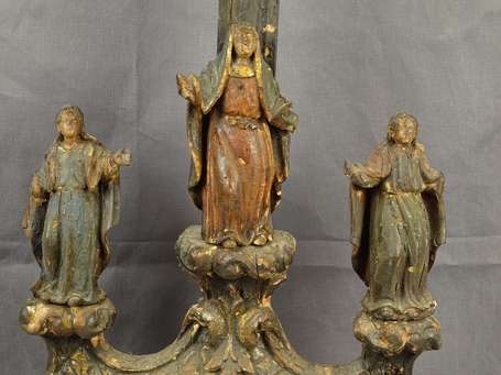 Calvaire de retable en bois sculpté polychrome, 