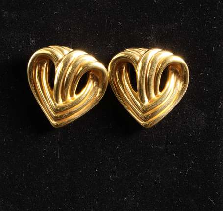 Paire de boucles d'oreilles en or jaune 18K 