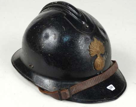 Casque Adrian , mod26 , gendarmerie  , dans l'état