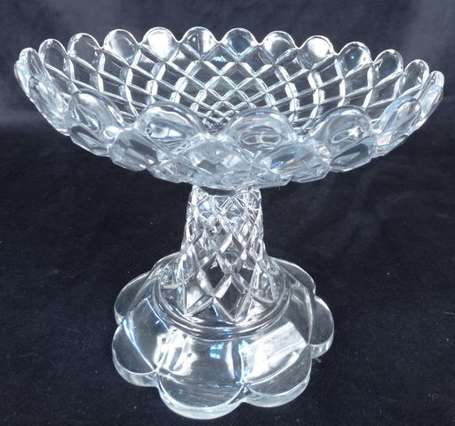 BACCARAT - Grande coupe sur pied en cristal modèle