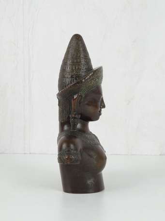 KHMER Buste de divinité en bronze XX éme H. 29 cm