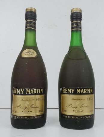 2 bts Cognac Fine champagne VSOP Remy Martin ( 