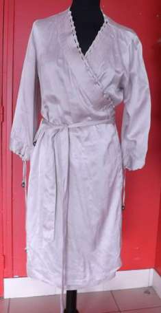 Quatre robes dont trois de chez Féraud T.46, 