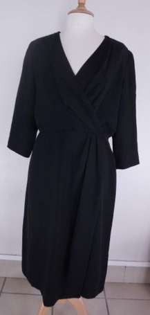 Quatre robes dont trois de chez Féraud T.46, 