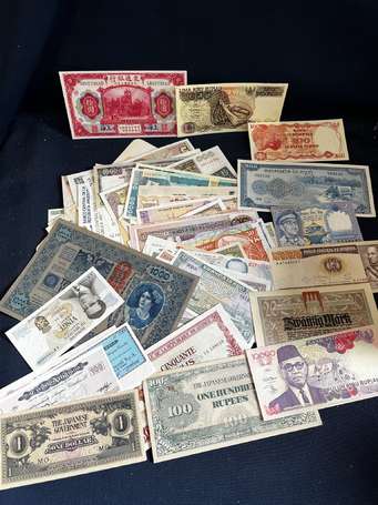 Monnaie - Collection de plus de 100 billets 