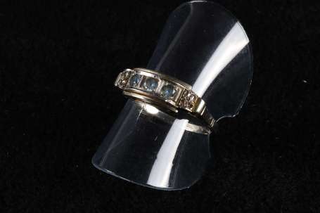 Bague jarretière en or gris 18K (750°/00) ornée de