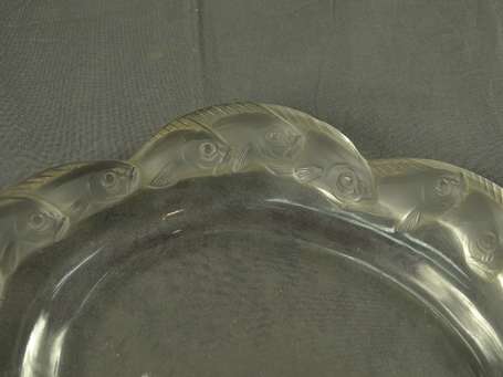 LALIQUE France - Coupe en cristal en partie 