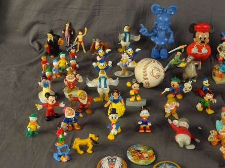 Disney : plusieurs dizaines de figurines de 