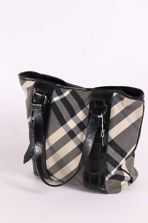 BURBERRY - Sac cabas en toile enduite maxi tartan 