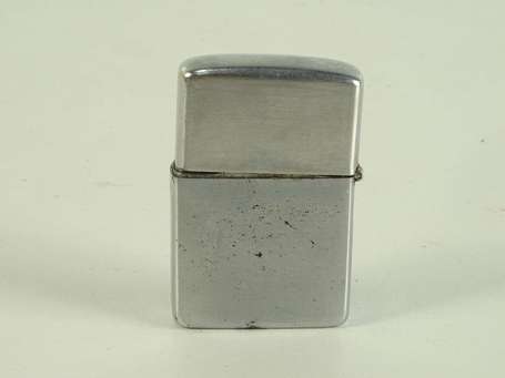 US - Briquet de la marque Zippo - USS RANDOLH - 