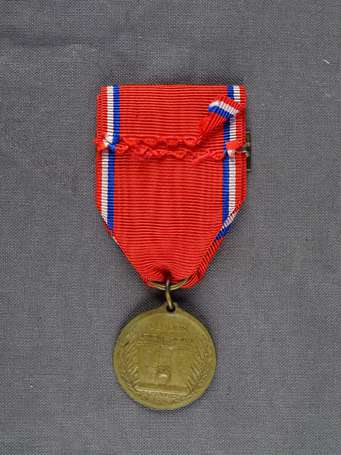 France - Médaille de Verdun avec barrète 