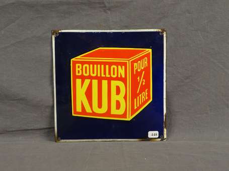 BOUILLON KUB : Plaque émaillée bombée. 19,8 x 20