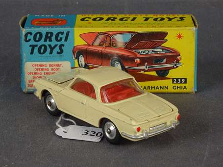 Corgi - VW Karmann 1500, couleur crème, légeres 