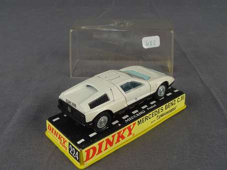 Dinky toys GB - Mercedes C111, neuf en boite 