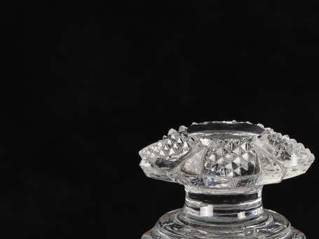 BACCARAT - Paire de compotiers en cristal moulé de