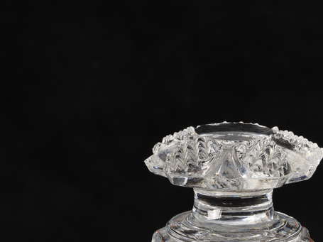 BACCARAT - Paire de compotiers en cristal moulé de