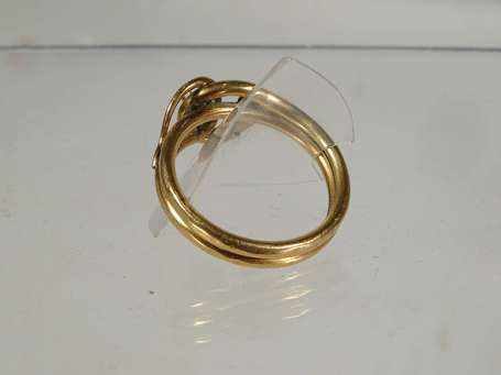 Bague en or rose 18K (750°/00), le corps formé 