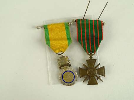 2 Médailles - croix de guerre 1914/1916 et une 