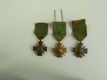 3 Médailles - croix de guerre 1914/1917 et 2  de 