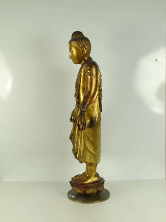 BIRMANIE Bouddha en bois sculpté doré décor en 