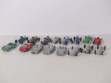 Diverses marques dont Crescent Toys - Lot de 16 