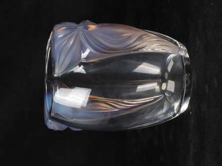 LALIQUE France - Vase en cristal modèle 