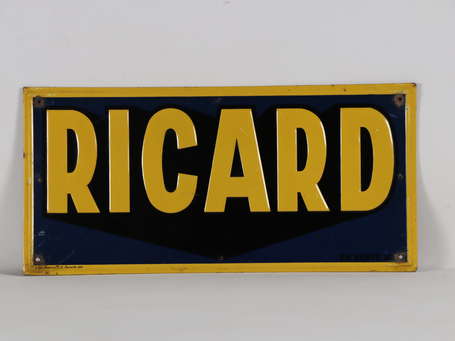 RICARD : Bandeau en tôle lithographiée embossée. 