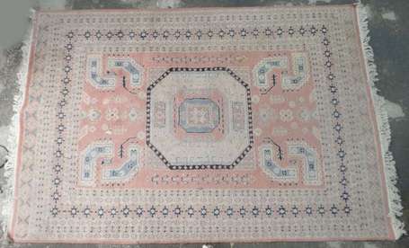 Tapis Pakistan laine et coton camaïeu rose 264x180