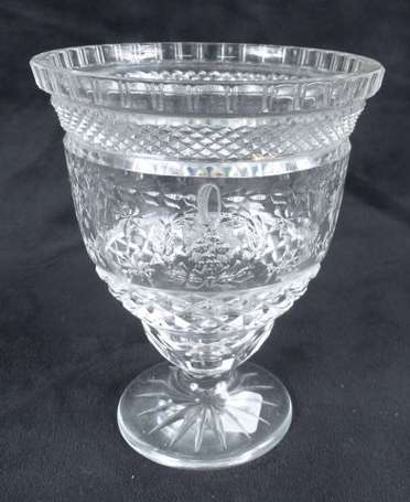 Vase forme Sully en cristal gravé de fleurs, frise