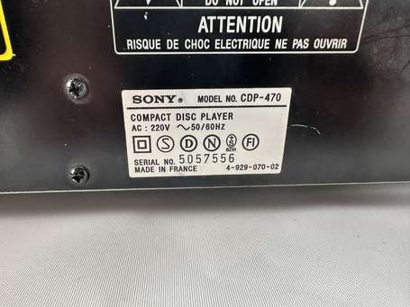 SONY Lecteur CD modèle CDP 470 (fonctionnant)