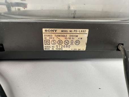 SONY Platine disque modèle PS-LX62 (fonctionnant)