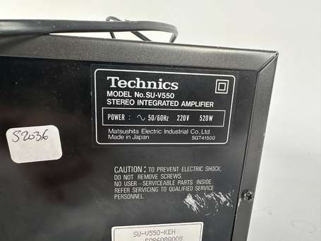 TECHNICS Ampli SU-V550, 520 W  (fonctionnant)