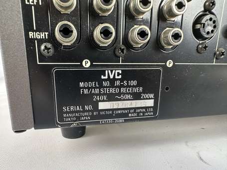 JVC  Ampli Tunner JR-S100, 200W, made in Japan 