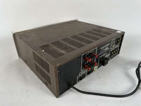 MARANTZ Ampli 1060, 220W made in USA 