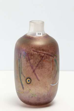 VALLIEN Bertil (né en 1938), KOSTA BODA - Vase en 