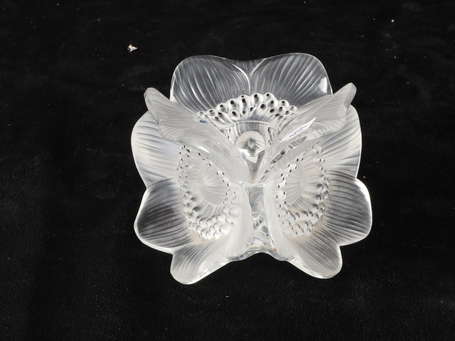 LALIQUE - Bougeoir en verre moulé pressé satiné à 