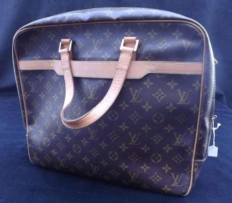 Louis Vuitton, sacoche en toile enduite monogramme