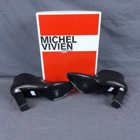 MICHEL VIVIEN- Paire de Boots cuir noir pied fendu