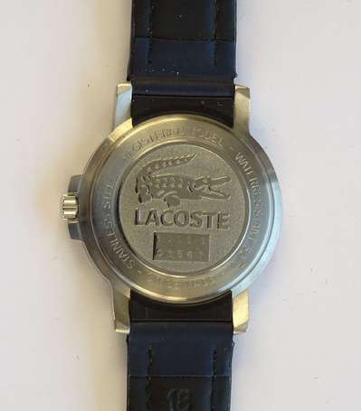 LACOSTE - Montre bracelet d'homme, le boîtier 