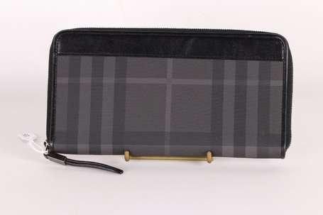 BURBERRY - Compagnon en toile enduite maxi tartan 