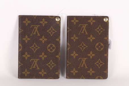 LOUIS VUITTON - Lot de deux porte-papiers 