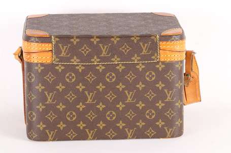 LOUIS VUITTON - Vanity en toile enduite monogram, 