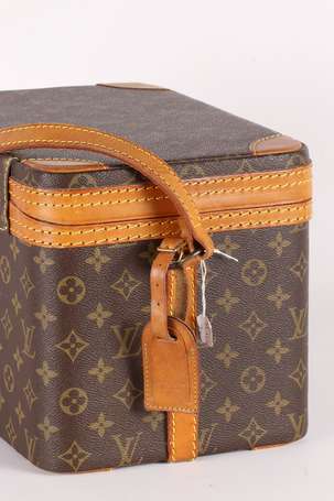 LOUIS VUITTON - Vanity en toile enduite monogram, 