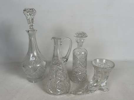 Silésie - 3 Carafes et une coupe rhyton en cristal